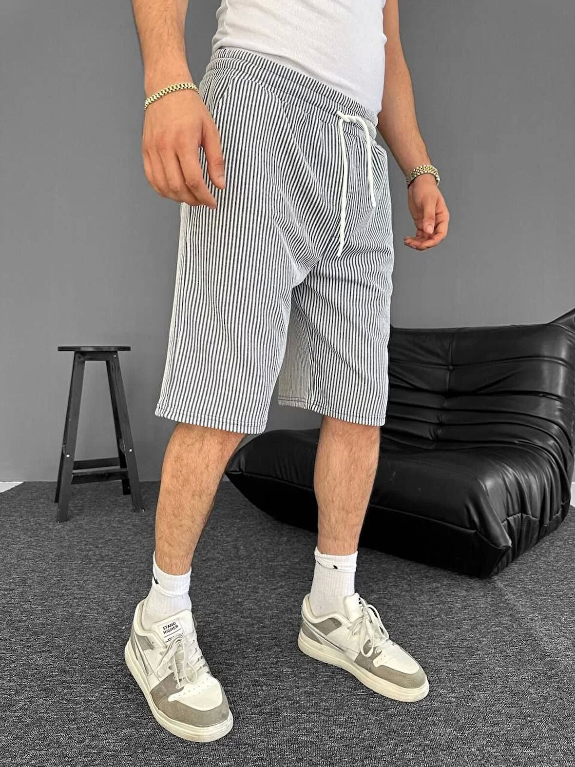 Su Yolu Çizgili Ön Arka Cepli Şort Yazlık Nefes Alabilir - Gri