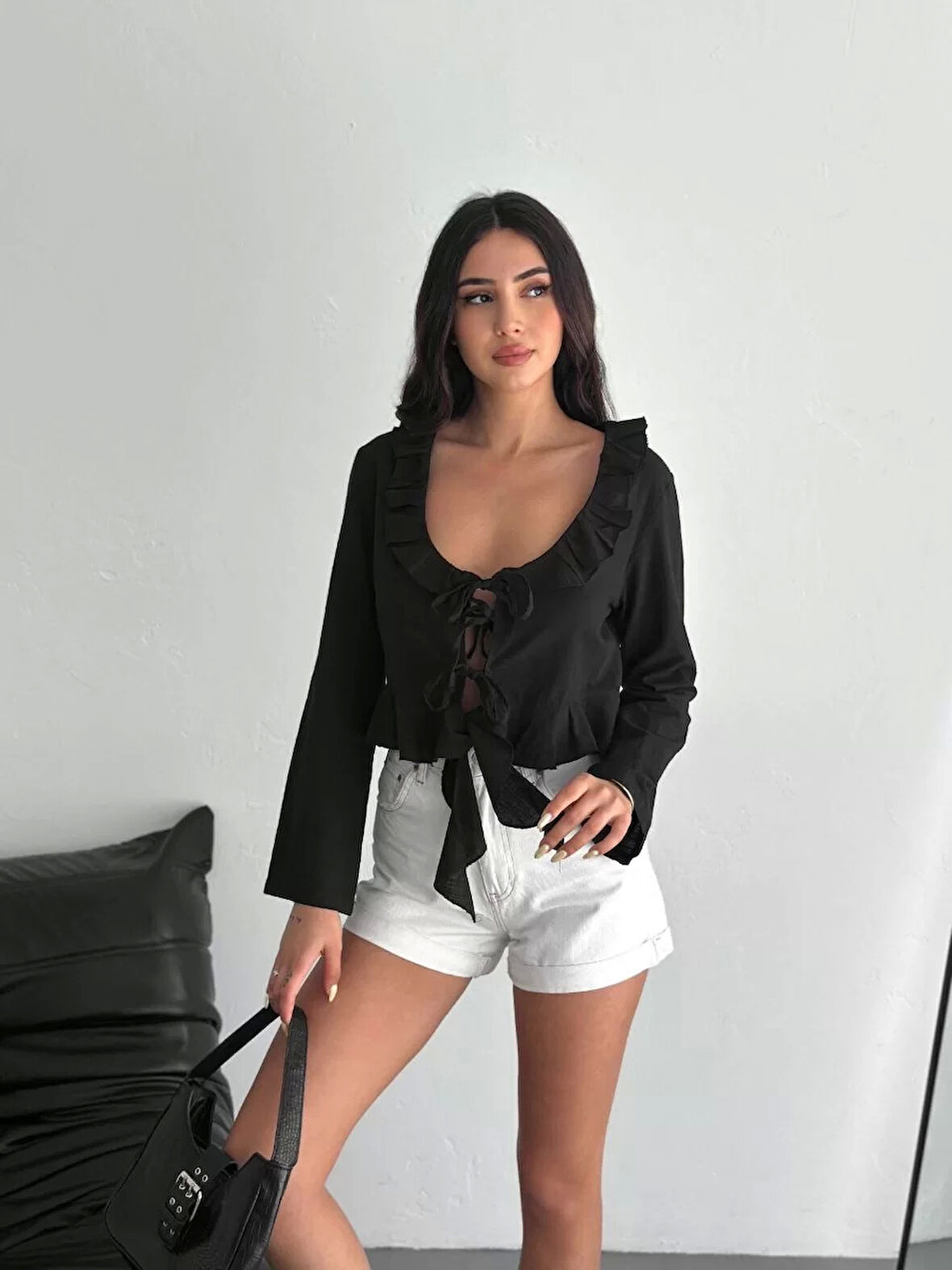 Keten Uzun Kol Bağacık Detaylı Bluz - Siyah