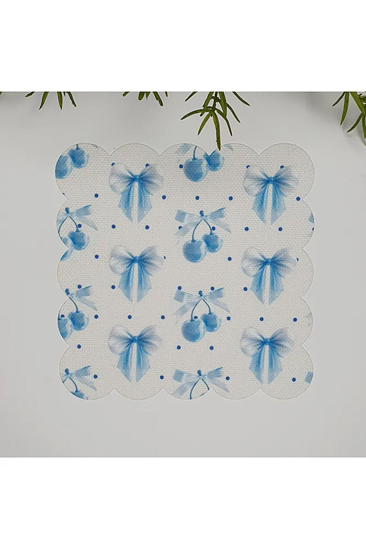 Pastel Mavi Fiyonk ve Kiraz Desenli Yıkanabilir Kumaş Peçete 1 Adet