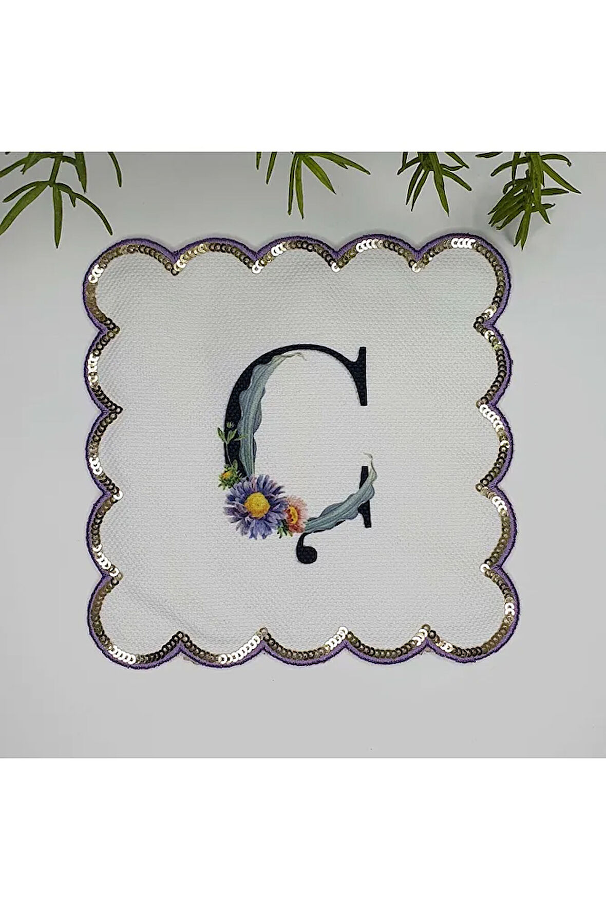 Ç Harfi Baskılı Kişiye Özel Pul İşlemeli Monogramlı Nakış Kenar Pullu Kokteyl Peçetesi 1 Adet