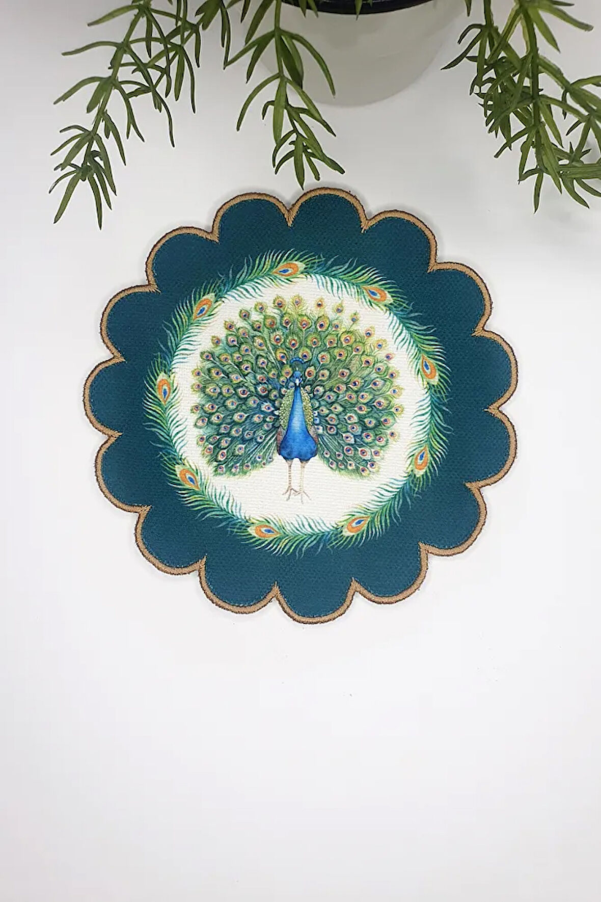 Peacock Tavus Kuşu Tasarımlı Nakış Kenar Kumaş Kokteyl Peçetesi 1 Adet