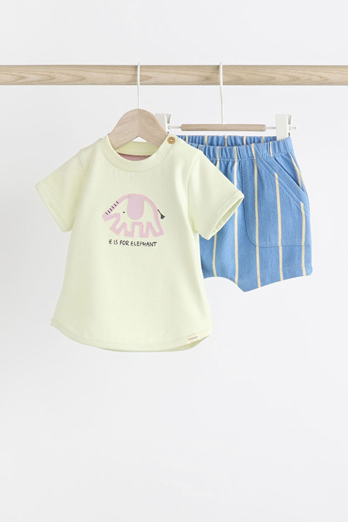 Next Baby % 100 Pamuklu Yeşil Fil Desenli Kısa Kollu Tshirt Şort Alt Üst Takım