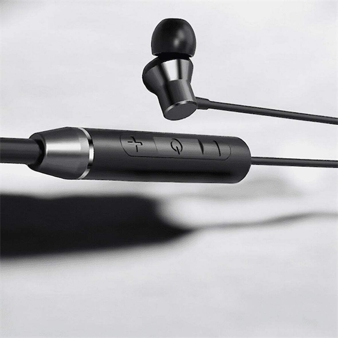 Boyun Bantlı Kablolu Kulaklık ANC Özelliği Uzun Şarj Süreli Sporcu Kulaklığ?