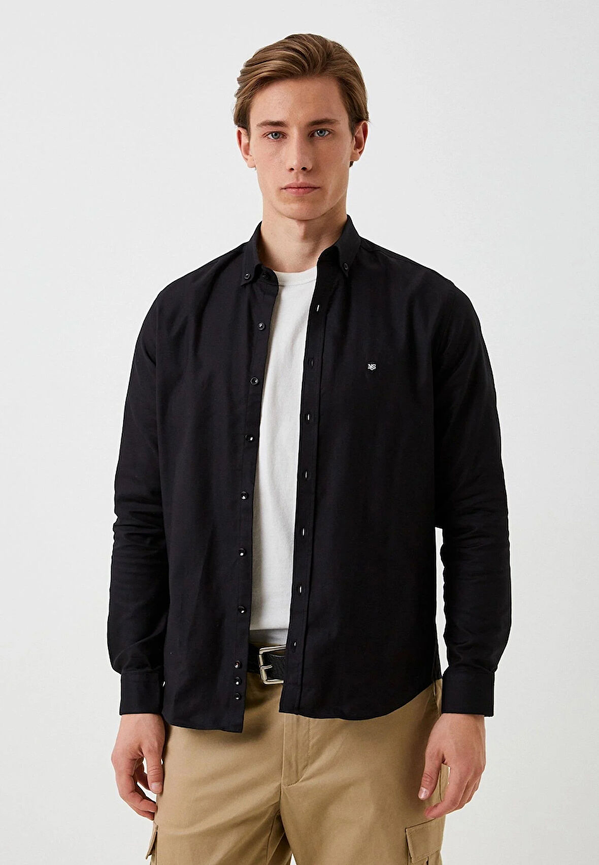 Erkek Gömlek Pamuklu Siyah Ön Pat'lı Slim Fit Düğmeli Yaka Logo Detaylı Gömlek NCS JEANS 7276