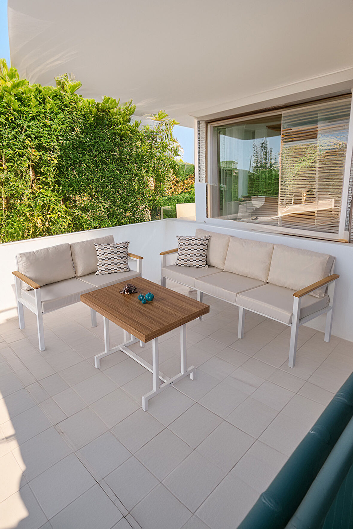 NEOKAS  Balkon Mobilyası, Bahçe Takımı, Kafe Koltuğu, Bekleme Alanı Koltuğu, 2 + 3 + Masa