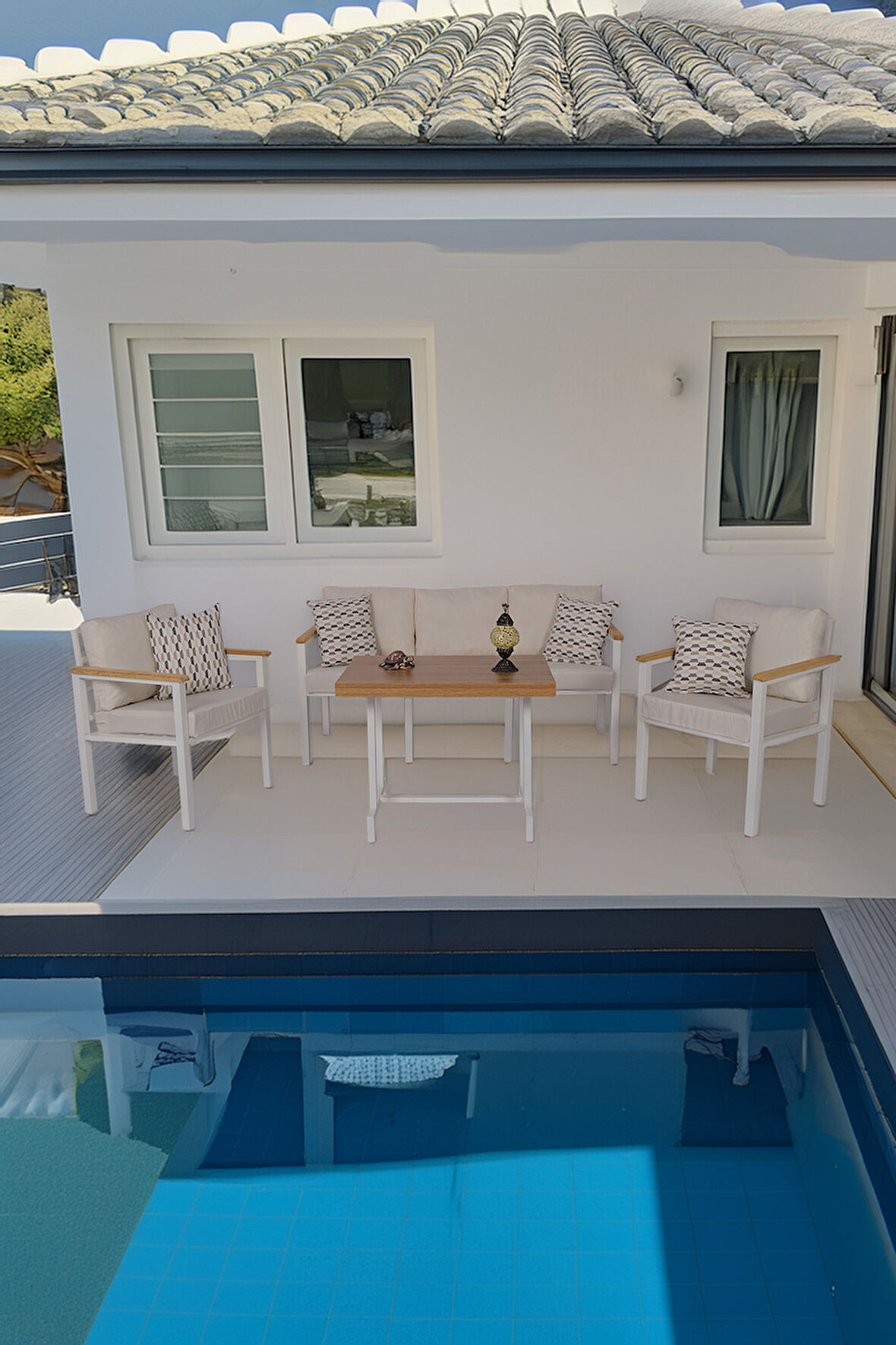 NEOKAS  Balkon Mobilyası, Bahçe Takımı, Kafe Koltuğu, Bekleme Alanı Koltuğu, 1 +1 + 3+ Masa