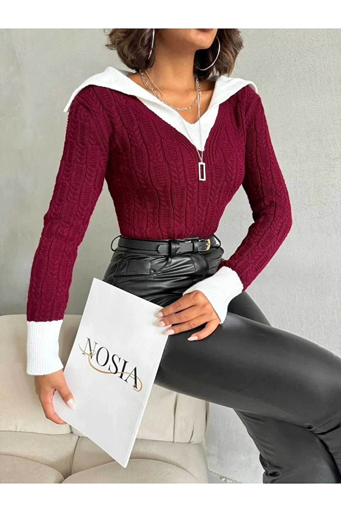 Geniş Polo Yaka Saç Örgü Kadın Triko Kazak