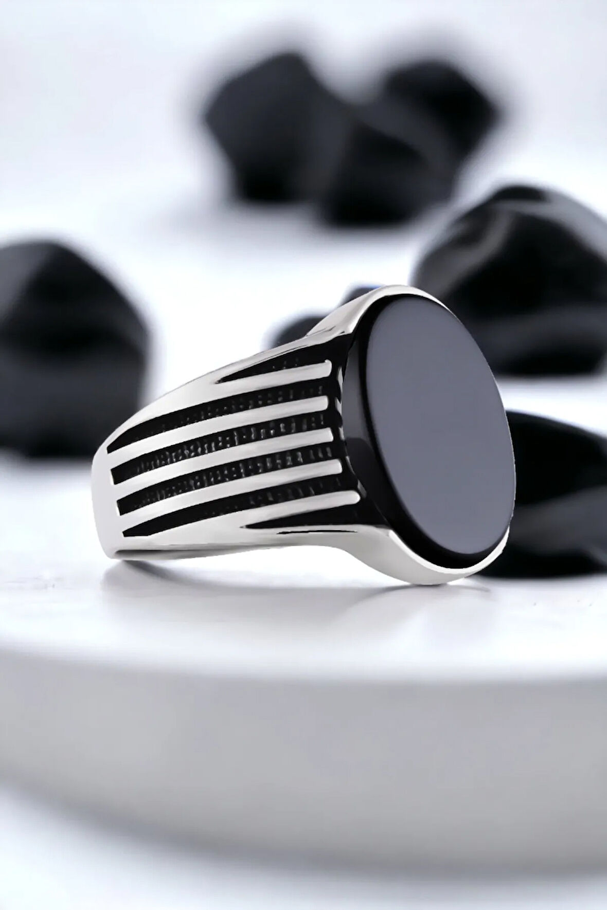 Erkek Gümüş Yüzük - 925 Ayar Siyah Oniks Taşlı Oval Erkek Gümüş Yüzük