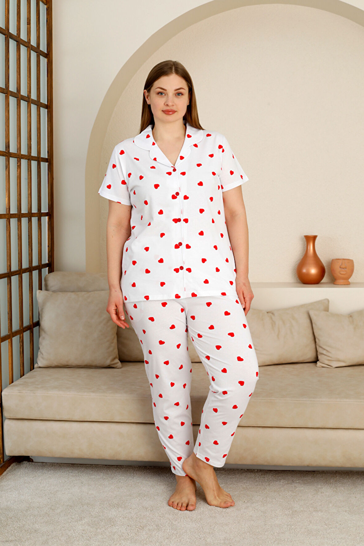 Büyük Beden %100 Pamuk Düğmeli Kadın Pijama Takımı – Rahat ve Şık Gömlek Pijama Tasarımı 