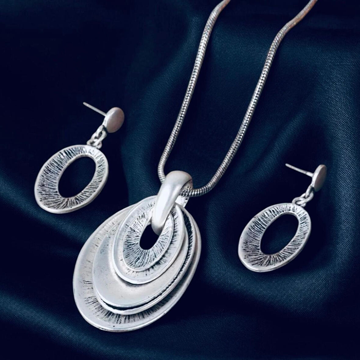 Nostaljik Bohem Tasarım Vintage Stil Kolye ve Küpe Set - Katmanlı