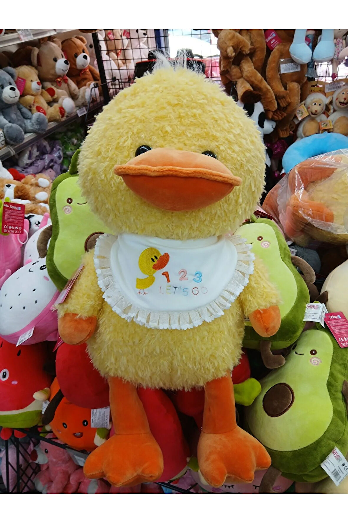 Ördek önlüklü oturan