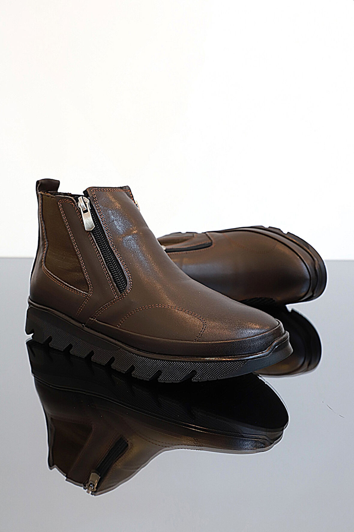 Konfores 1361 Hakiki Deri Anatomik Tabanlı Kadın Bot