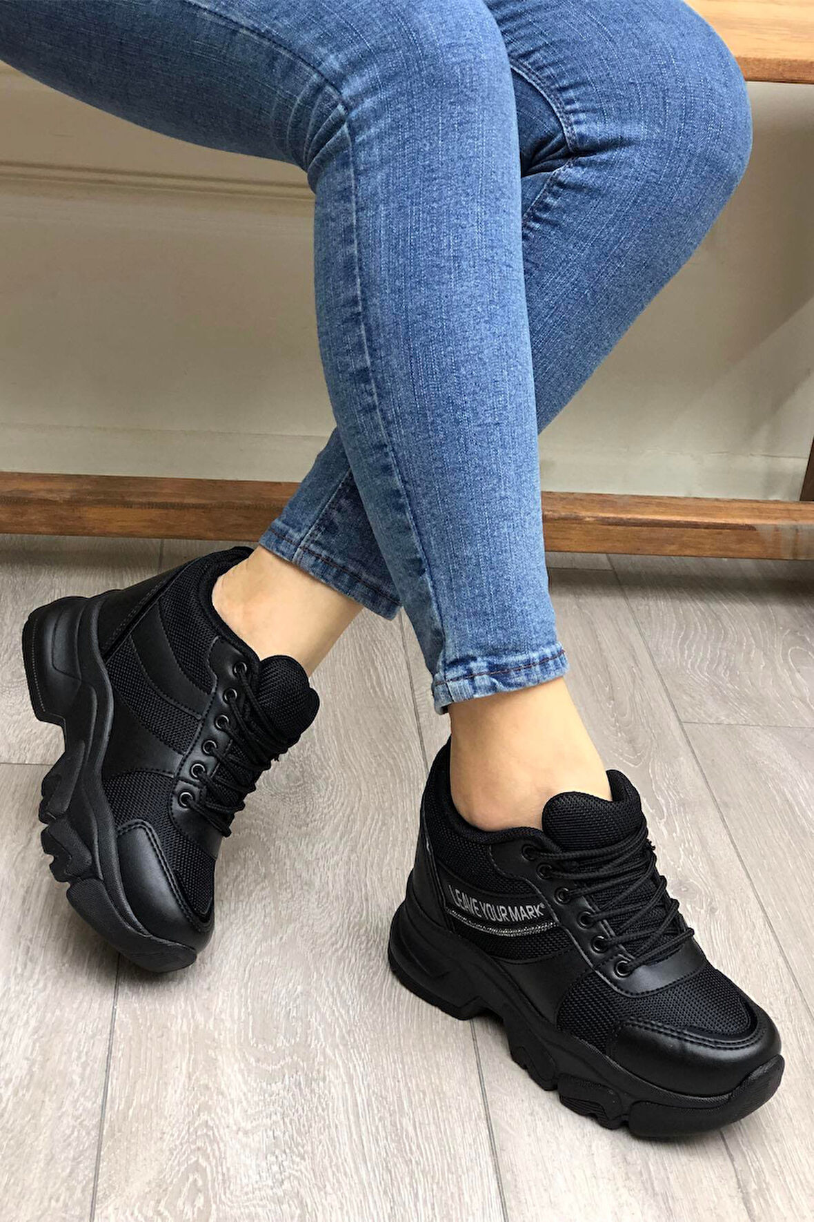 Konfores 2069 Anatomik Gizli Dolgu Tabanlı Kadın Sneakers Ayakkabı