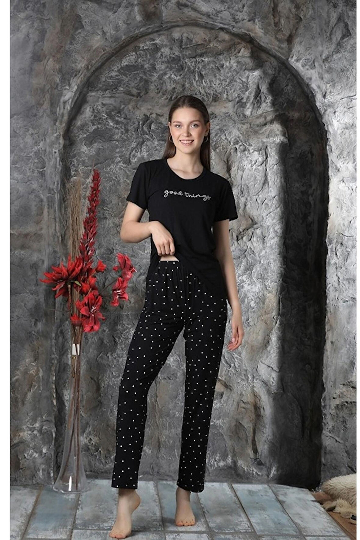 Lukitus Kısa Kol Milan Kumaş Kadın Pijama Takımı