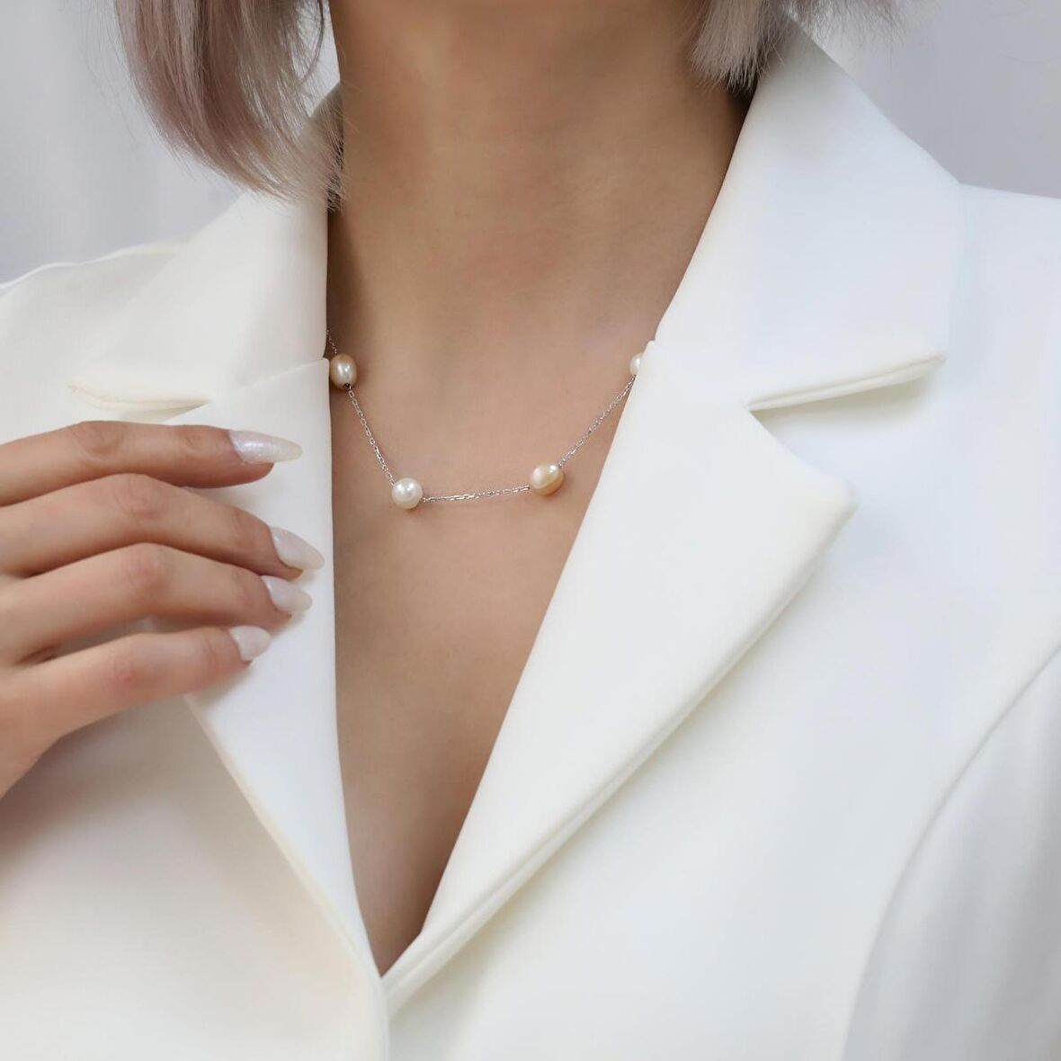 925 Ayar Gümüş Barock Creamrose & White Tatlısu İncisi Kolye-8mm