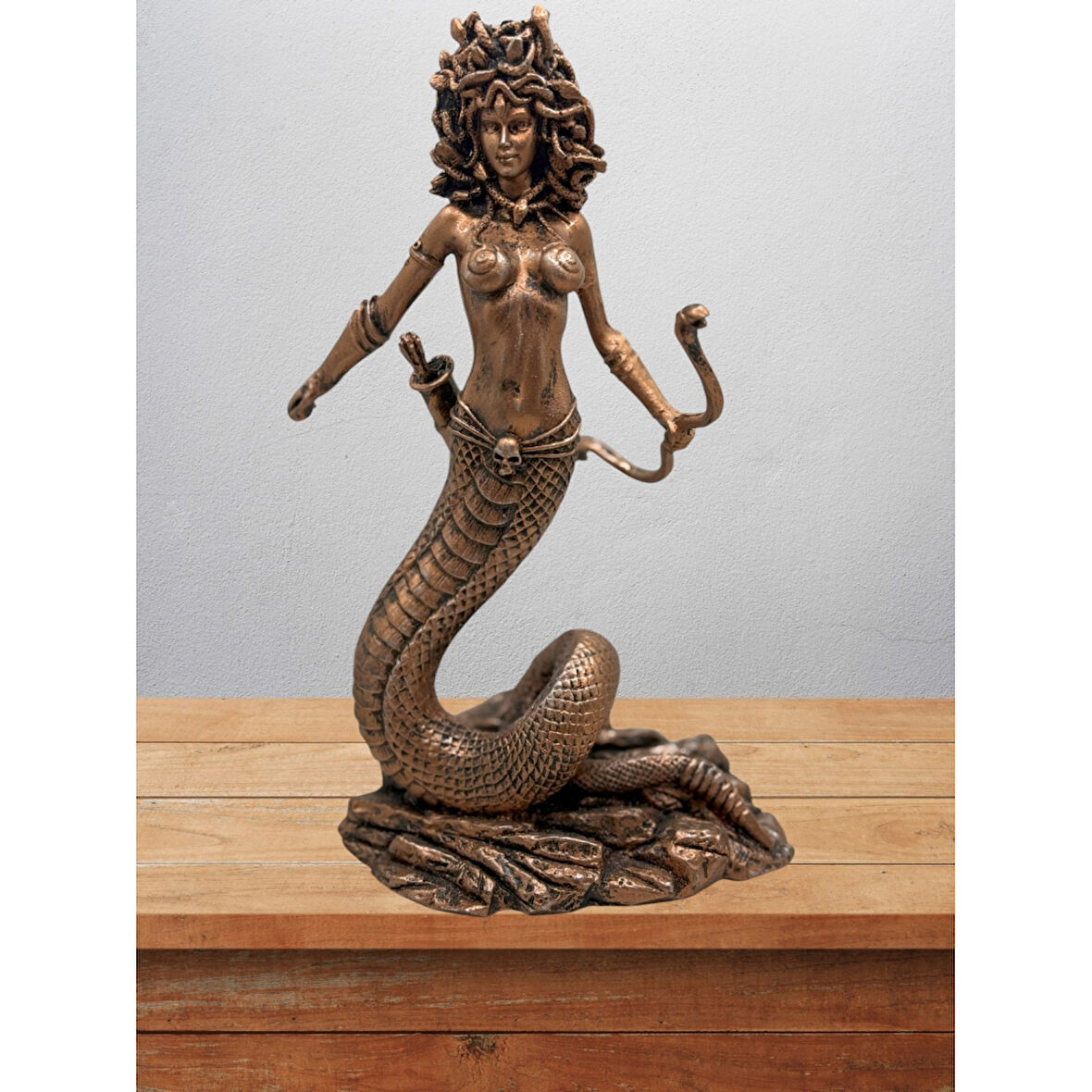 Medusa Biblo 22 Cm  Heykel Dekor Hediyelik Eşya