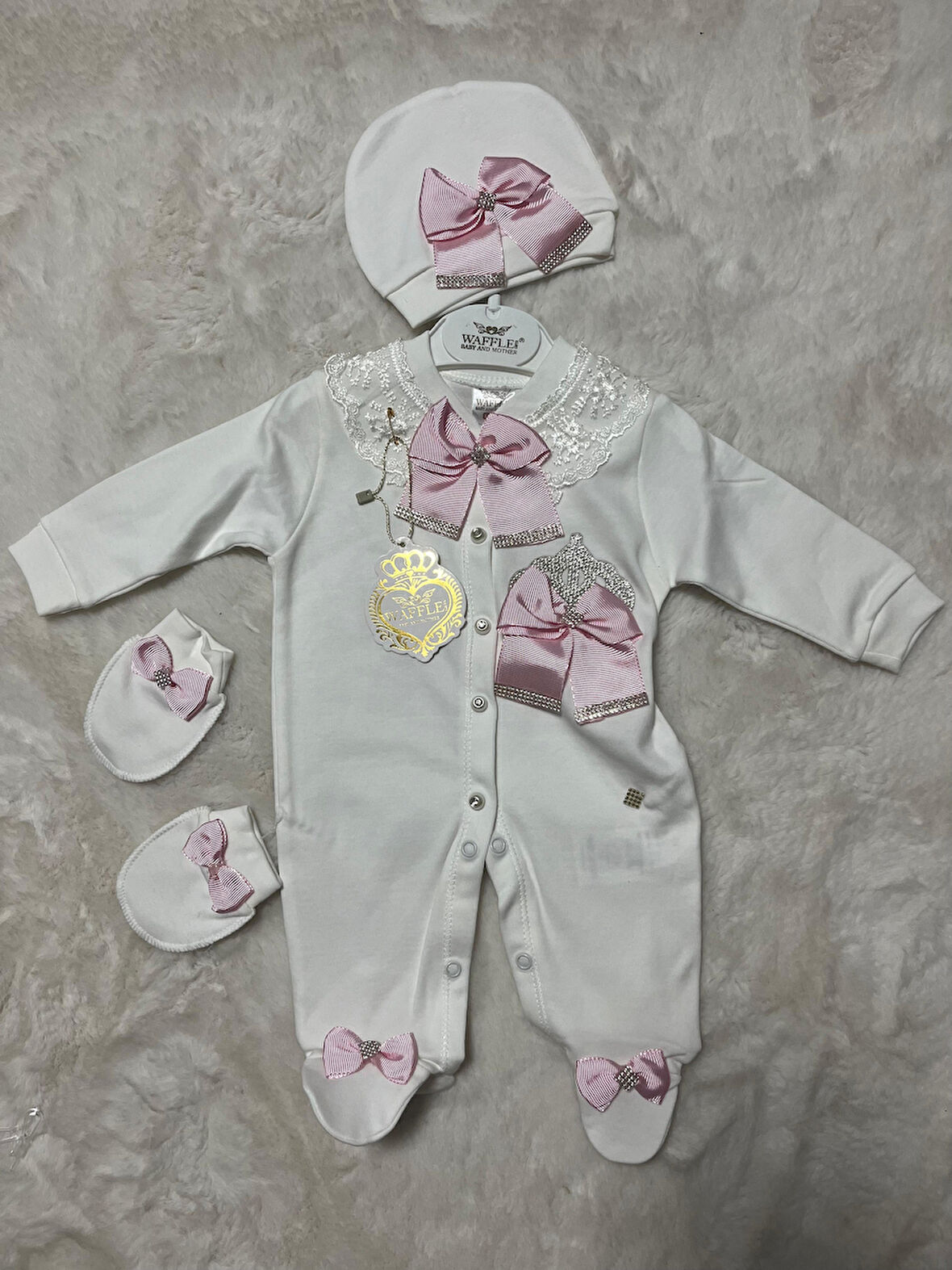 Prenses Yazılı  Pembe fiyonklu Tulum