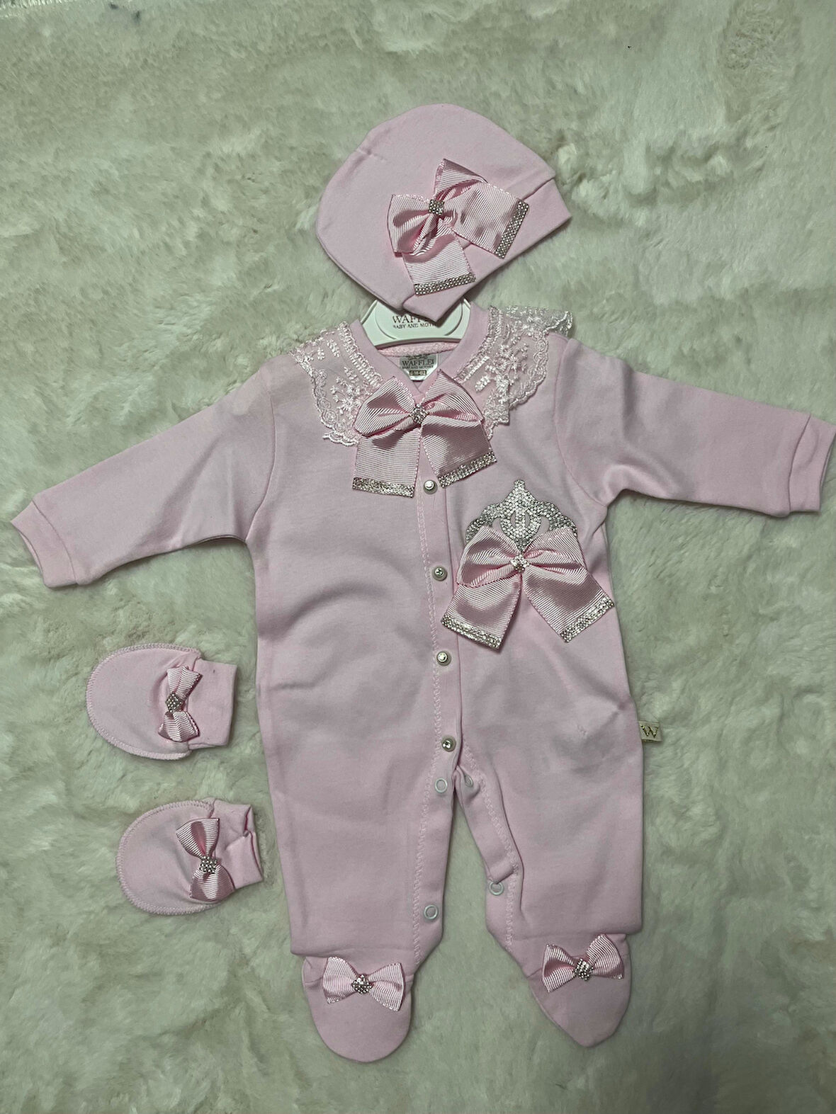 Düz Pembe Fiyonklu Tulum