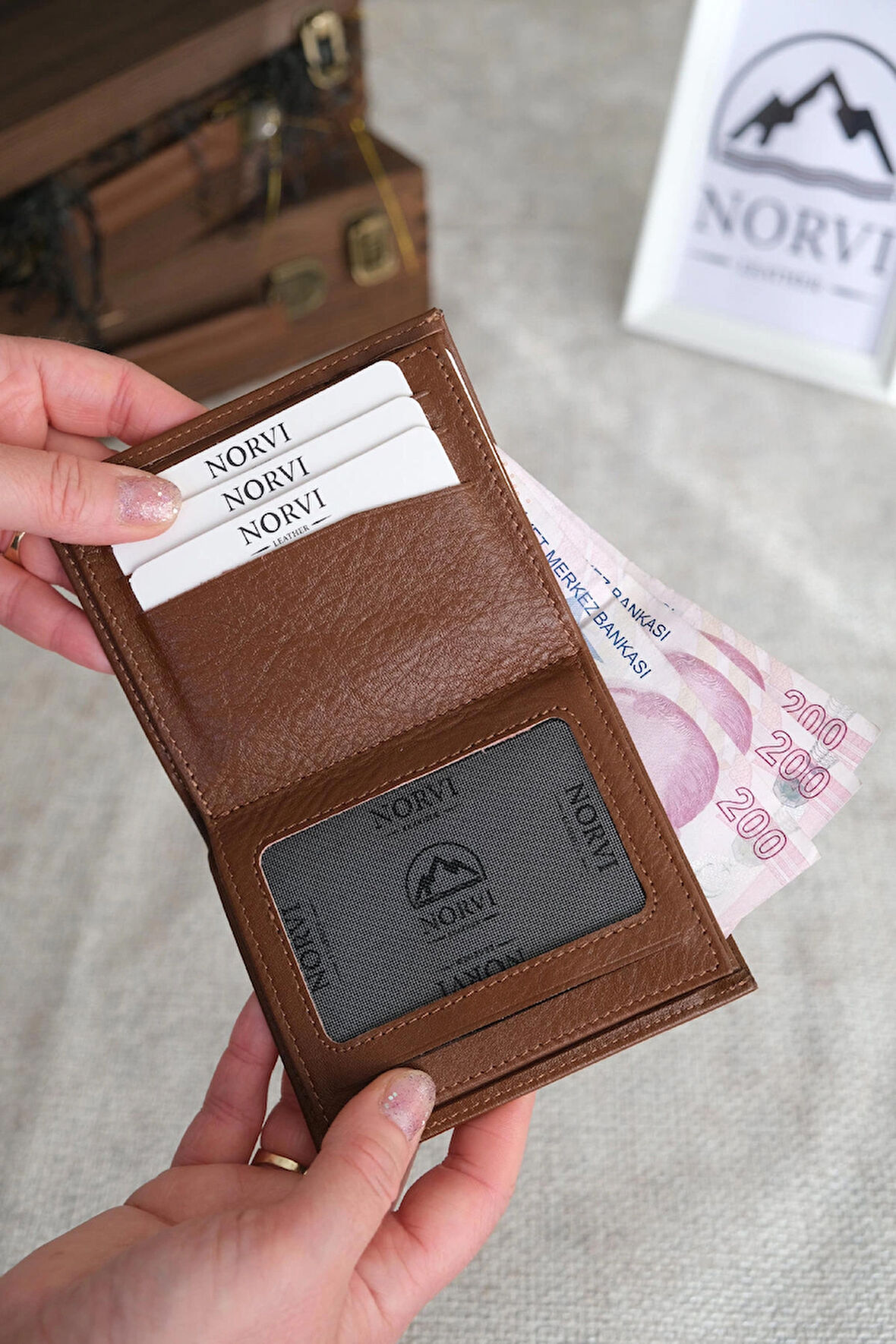 Bozuk Para Gözlü Hakiki Deri Cüzdan