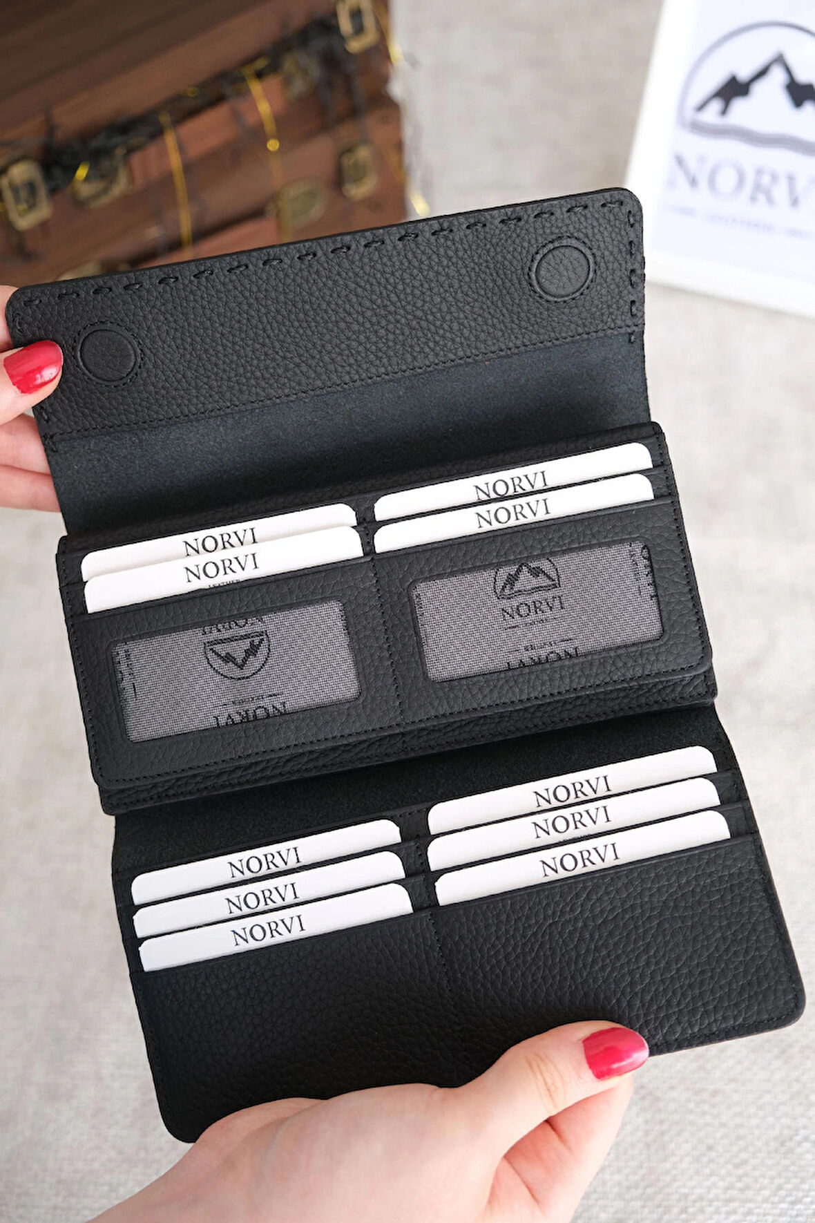 Saraciye Dikişli Telefon Bölmeli Hakiki Deri Cüzdan Siyah Renk