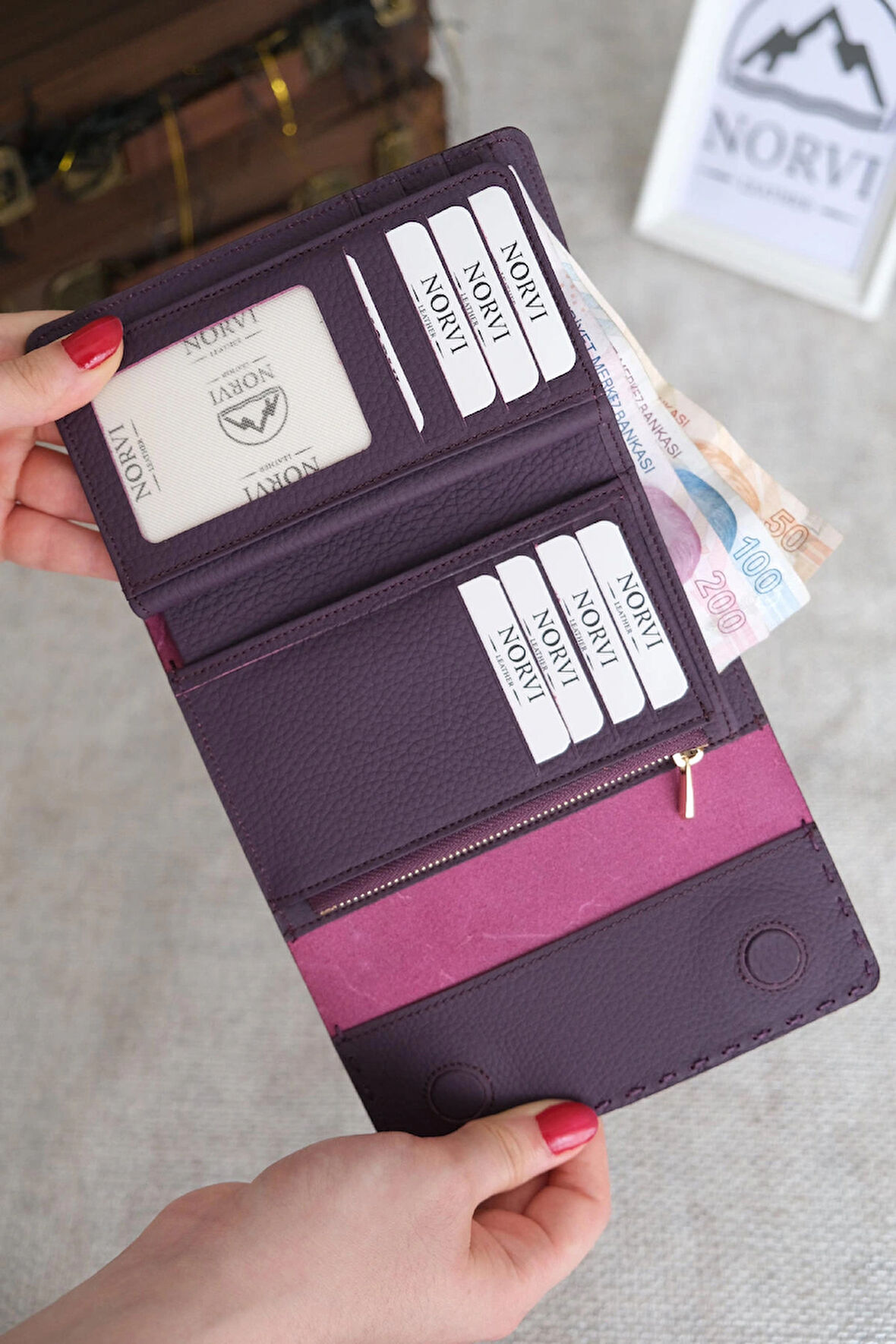 Saraciye Dikişli Çok Bölmeli Hakiki Deri Cüzdan Kadın Mor