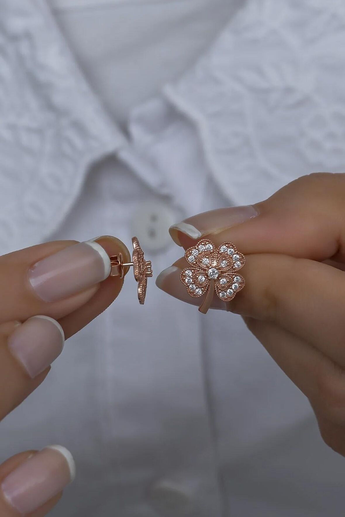 925 Ayar Gümüş Rose Zirkon Taşlı Yonca Küpe