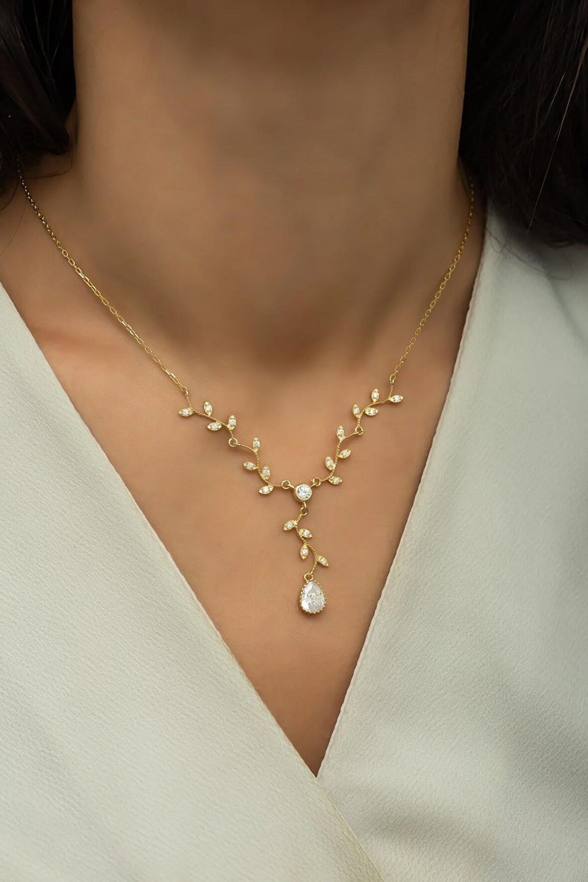 925 Ayar Gümüş Gold Zirkon Damla Taşlı Sarmaşık Kolye