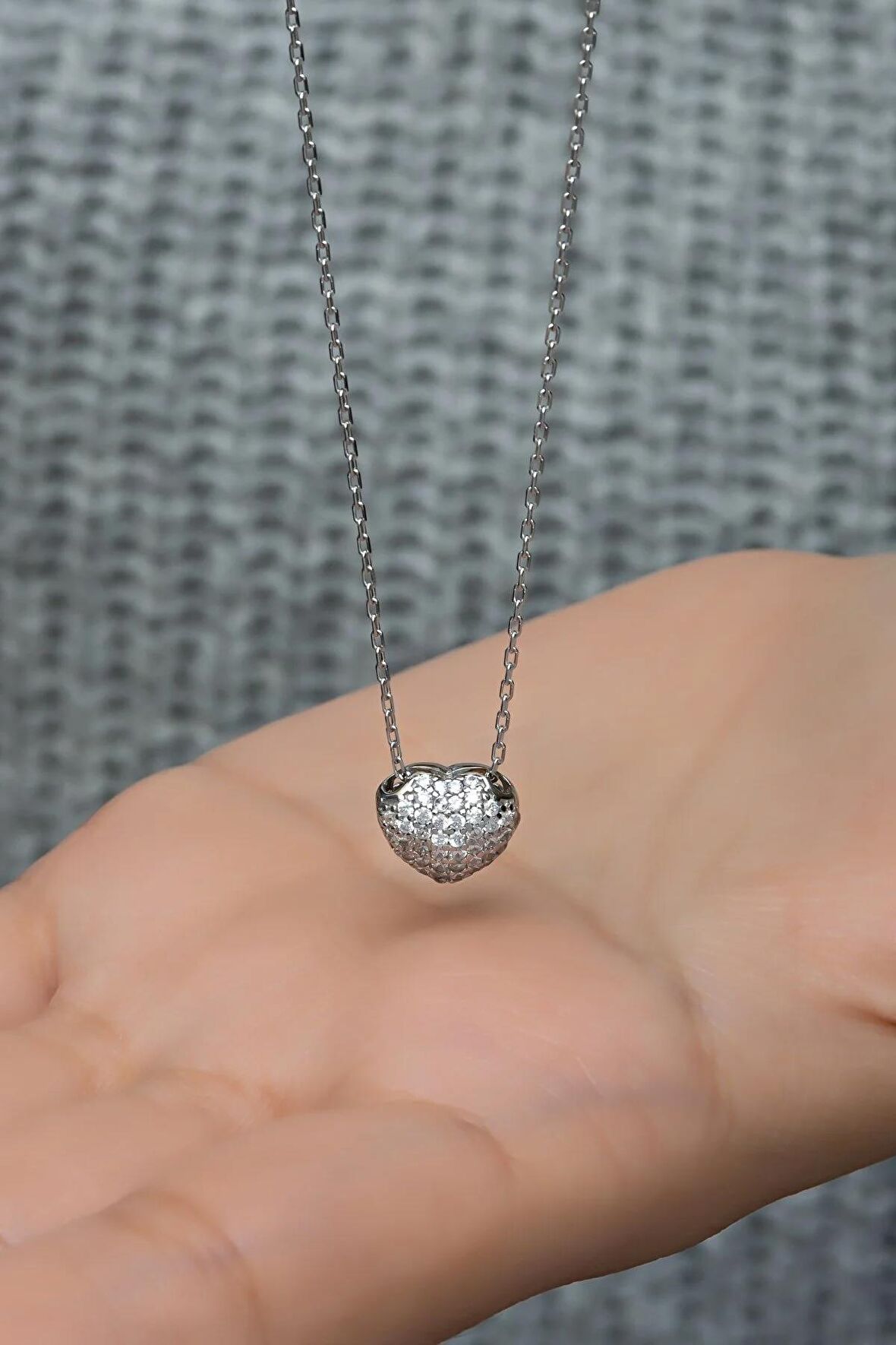 925 Ayar Gümüş Zirkon Taşlı 3 Boyutlu Charm Kalp Kolye