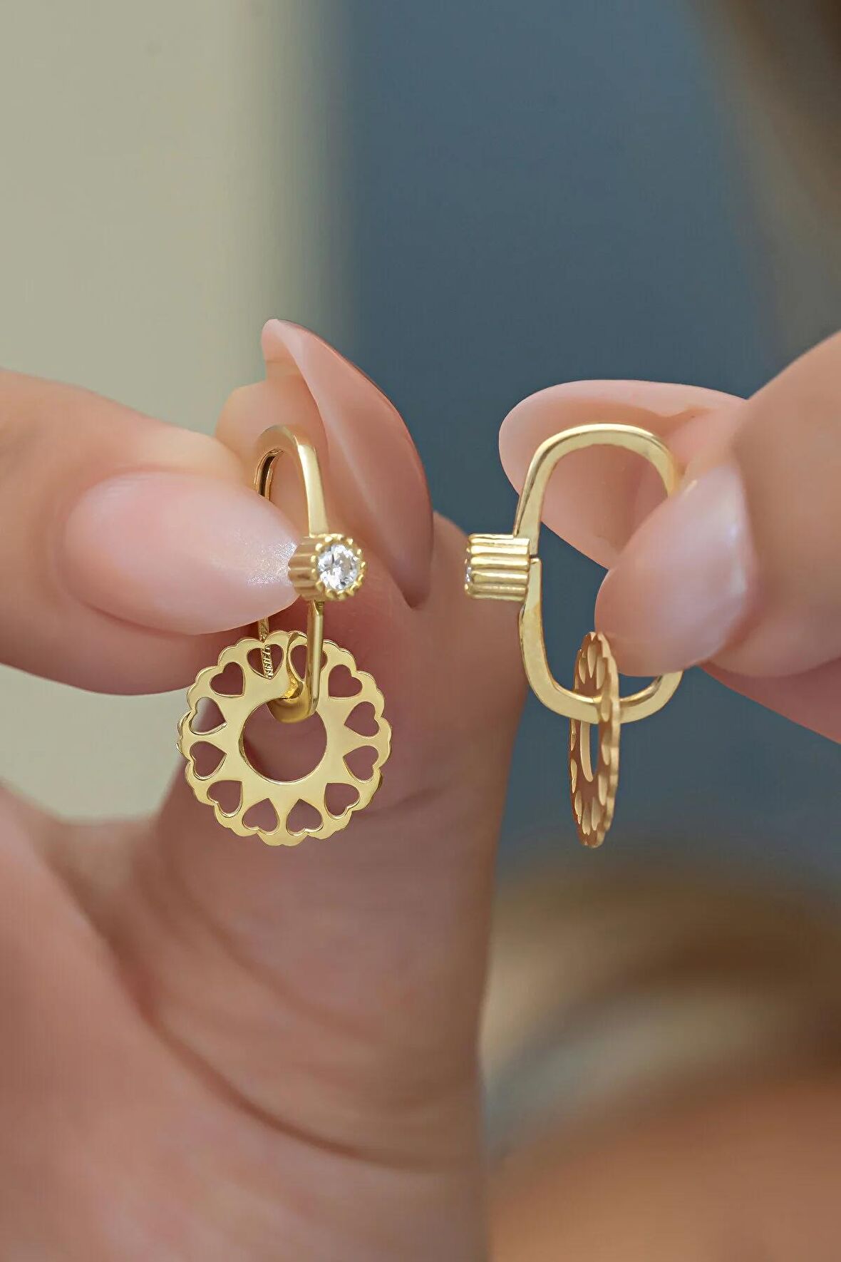 925 Ayar Gümüş Gold Kaplama Tektaş Göçmen Küpe