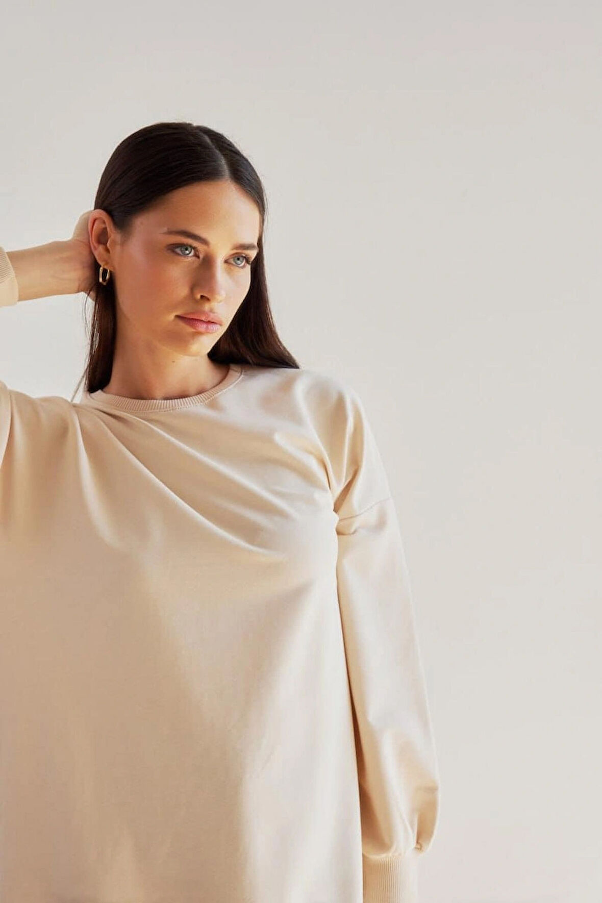 Kadın Kaşkorse Esnek Yaka Yırtmaçlı Sweatshirt Uzun Tunik Elbise