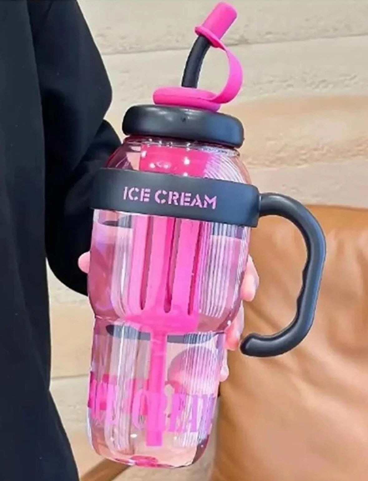 ICE CREAM Tasarımlı Pipetli Suluk 1.3 Litre Büyük Hacimli, Şeffaf Renkli Matara, Sızdırmaz Kapak