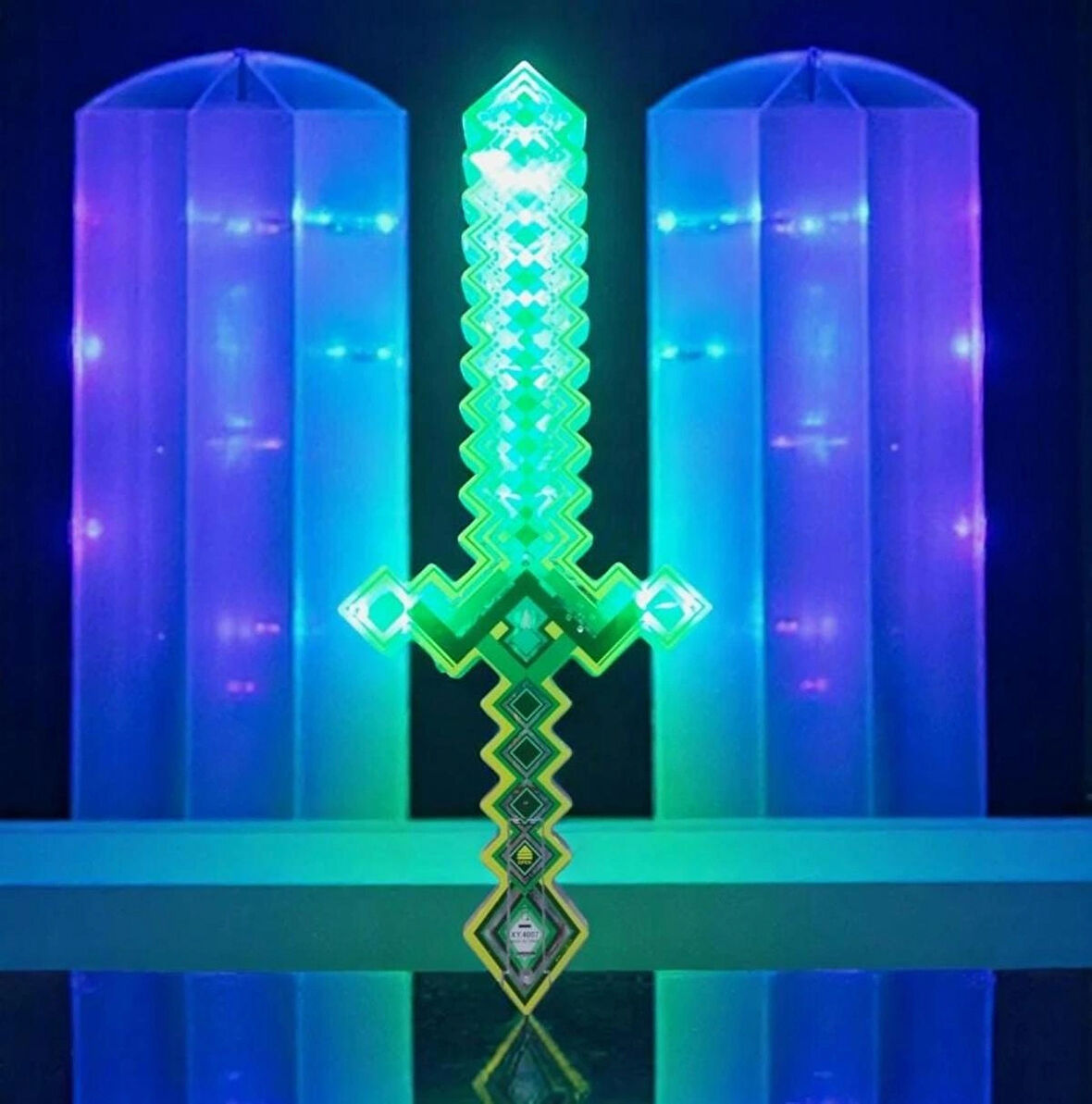 YÜKSEK KALİTE SESLİ LED IŞIKLI KILIÇ PİXEL KILIÇ IŞIKLI 62 CM