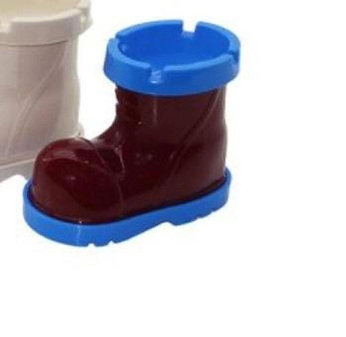  Bot Tasarımlı Kokusuz Küllük