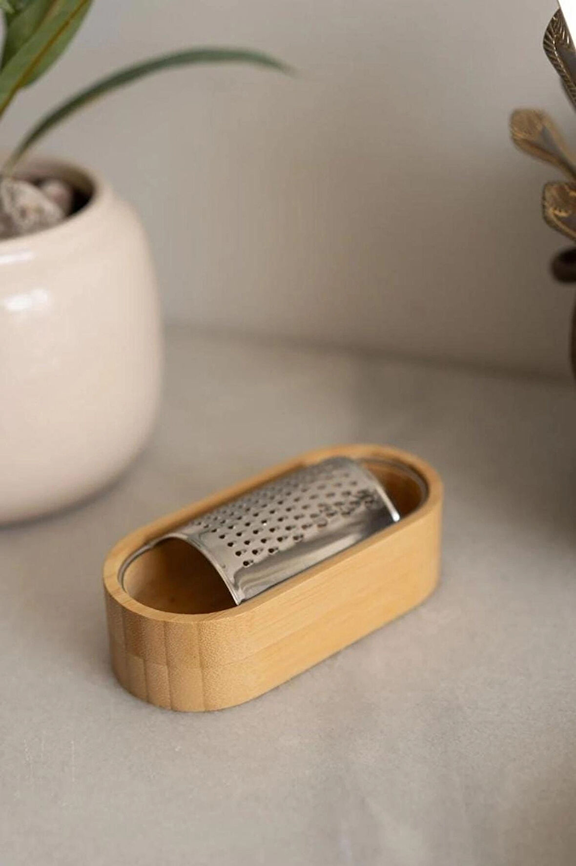 Bambu Hazneli Çelik Rende 15Cm x 7Cm