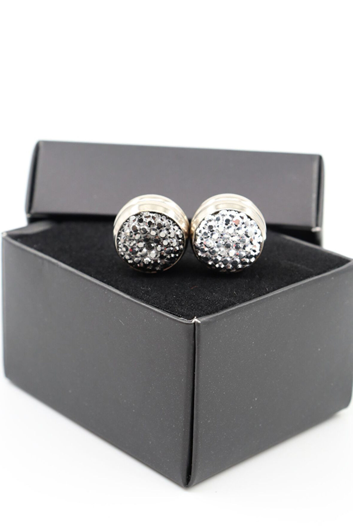 Eşarp mıknatısı. Şal mıknatısı. Eşarp ve şal mıknatısı. Türban mıknatısı. Başörtü mıknatısı