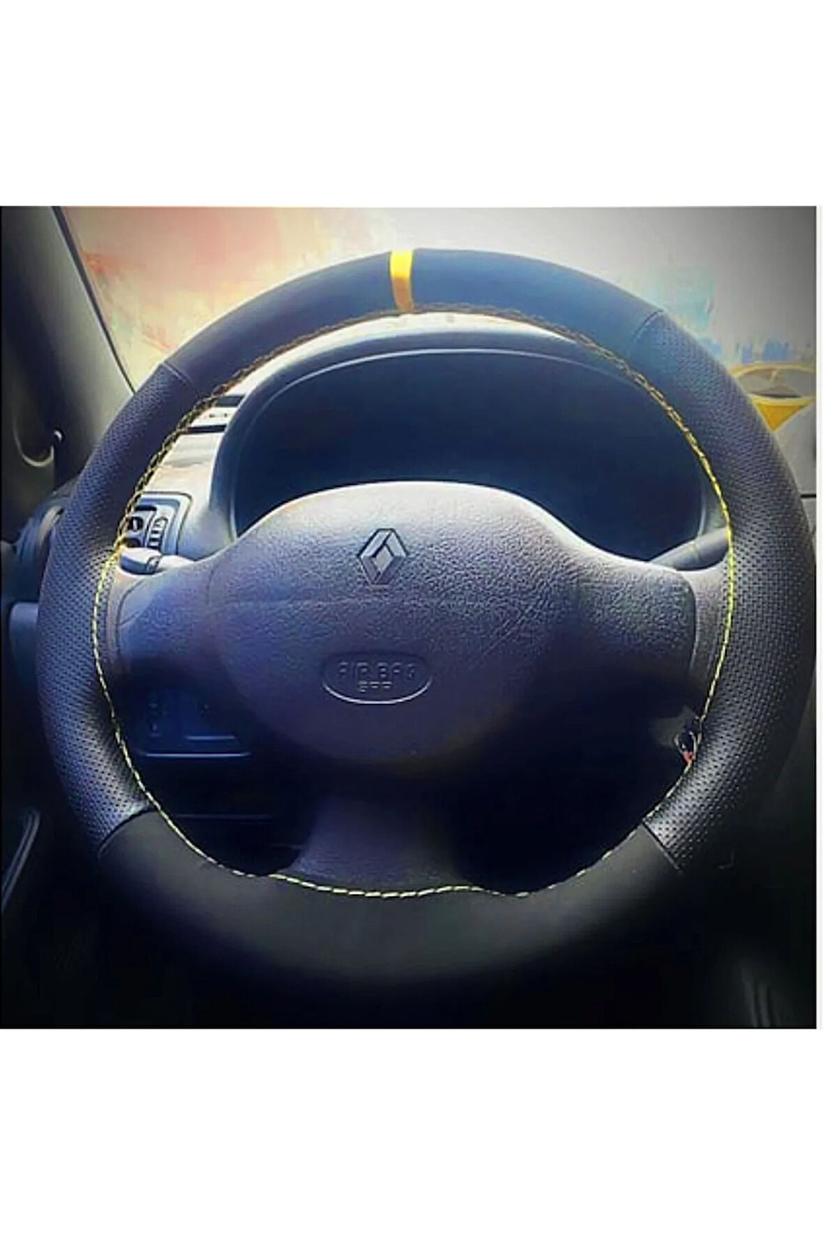 DİKİŞLİ DİREKSİYON KILIFI NUBUK NOKTALI DERİ SARI YÜZÜK/DİKİŞLİ RENAULT CLİO İÇİN