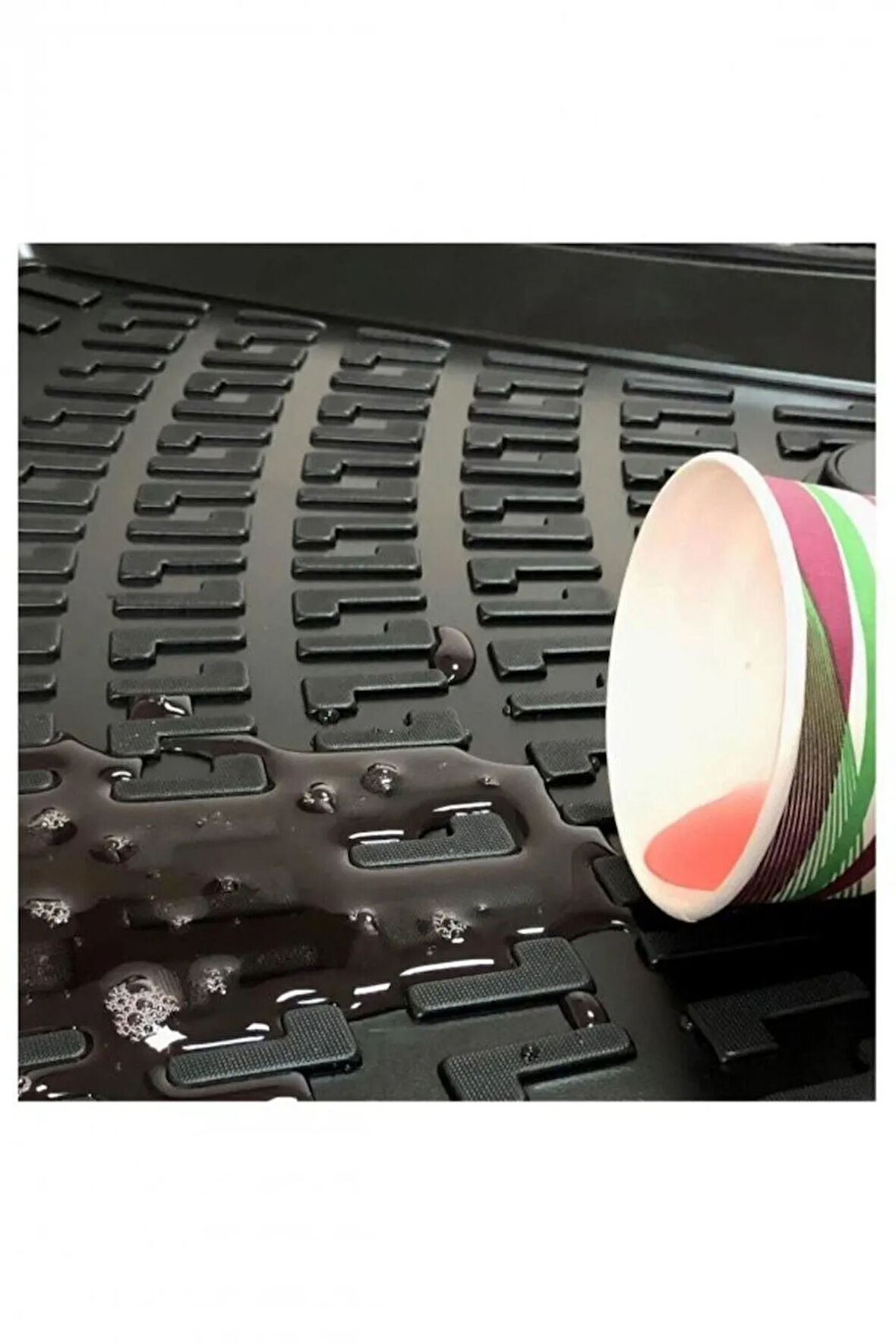 Volkswagen Caddy 201-2020 Araca Özel Tasarım 3D Havuzlu Paspas