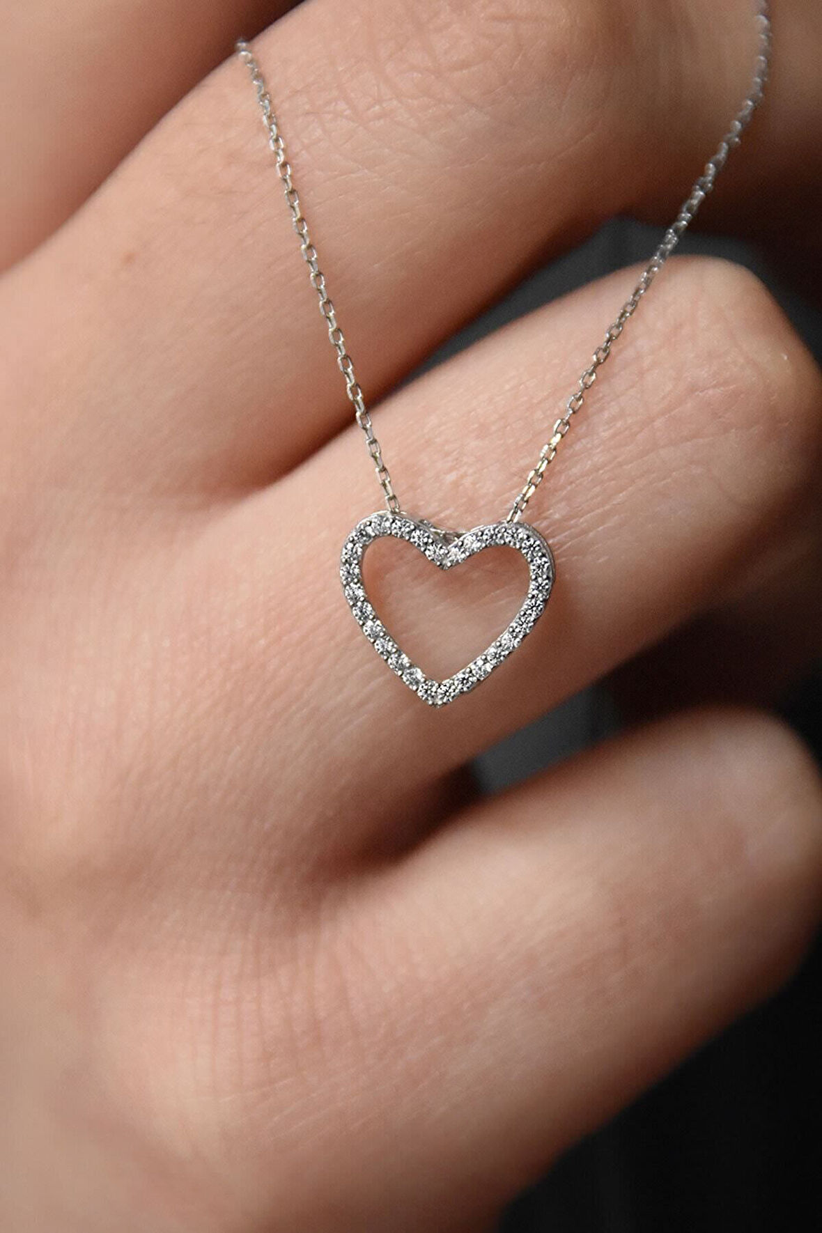 925 Ayar Gümüş Rodyum Kaplama Montür Kalp Kolye