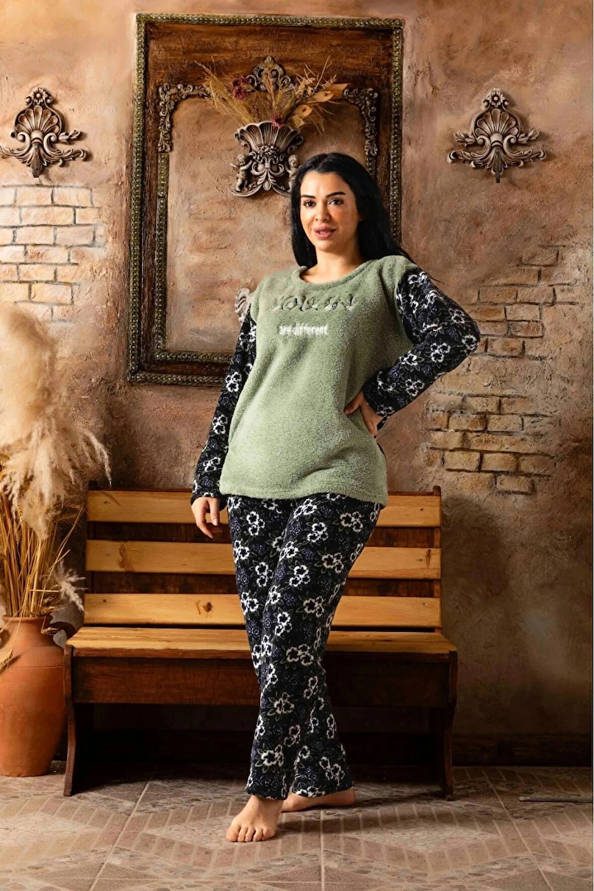 Lukitus Büyük Beden Peluş Polar Pijama Takımı