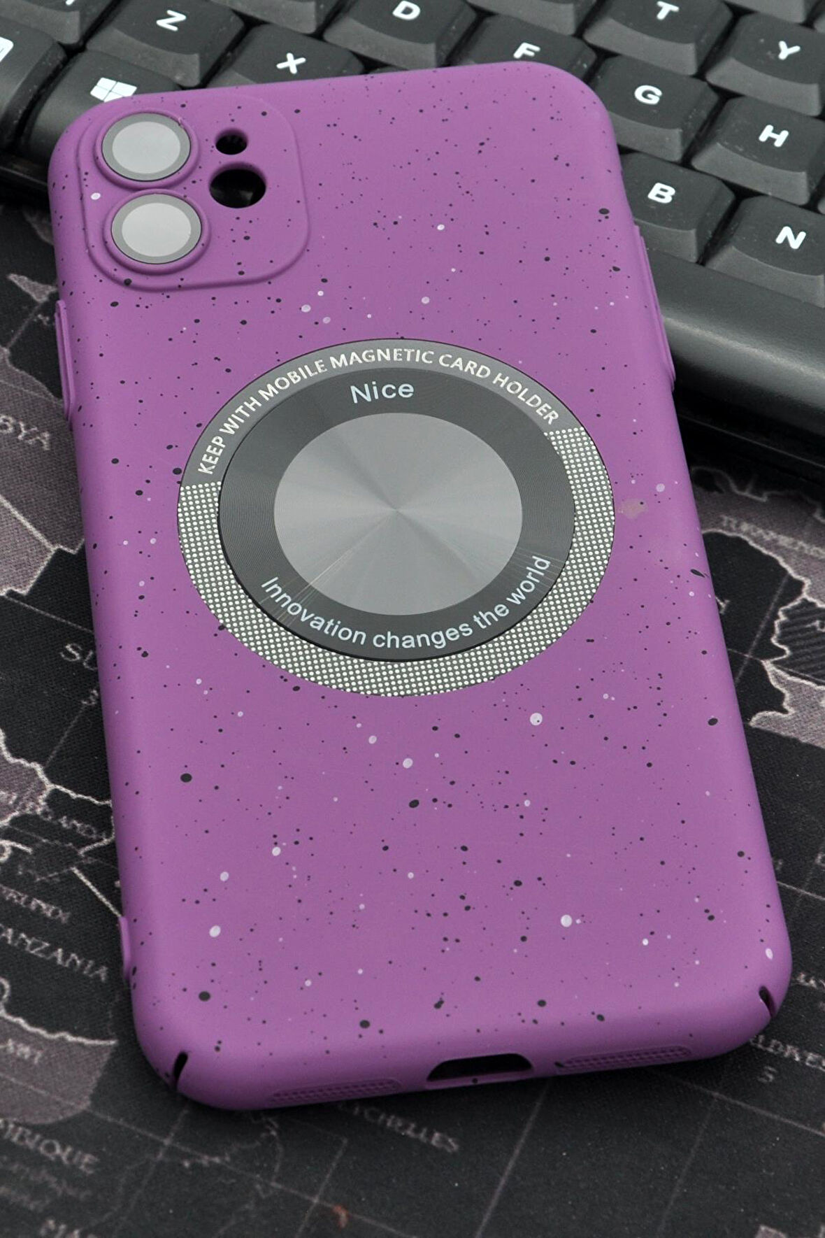 iPhone 11 Uyumlu Mor Benekli Desenli İnce Sert Kapak Kılıf Kamera Lens Korumalı