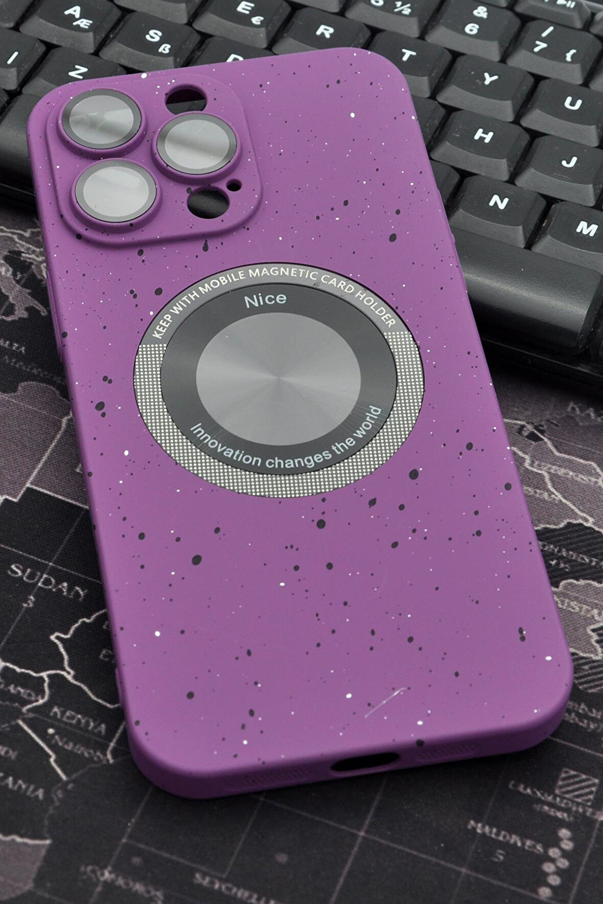 iPhone 14 Pro Uyumlu Mor Benekli Desenli İnce Sert Kapak Kılıf Kamera Lens Korumalı