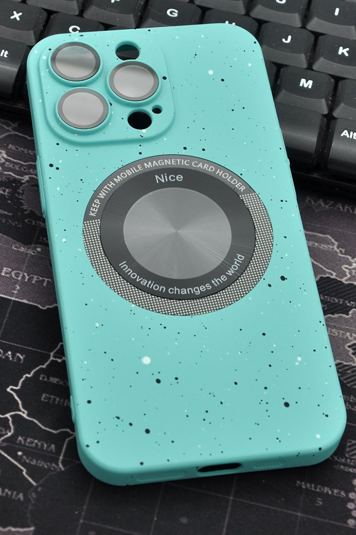 iPhone 14 Pro Max Uyumlu Mint Yeşil Benekli Desenli İnce Sert Kapak Kılıf Kamera Lens Korumalı