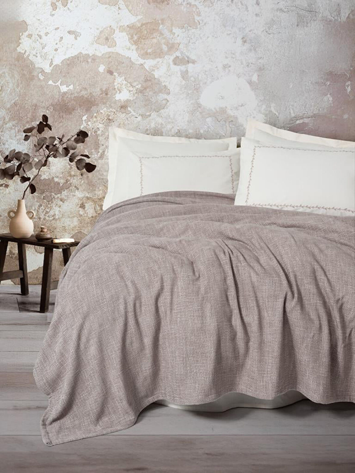 Embrova Şönil Çift Kişilik Yatak Örtüsü/Pike Takımı Loom Bej