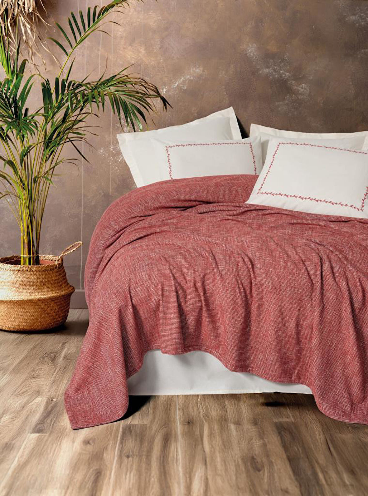 Embrova Şönil Çift Kişilik Yatak Örtüsü/Pike Takımı Loom Bordo