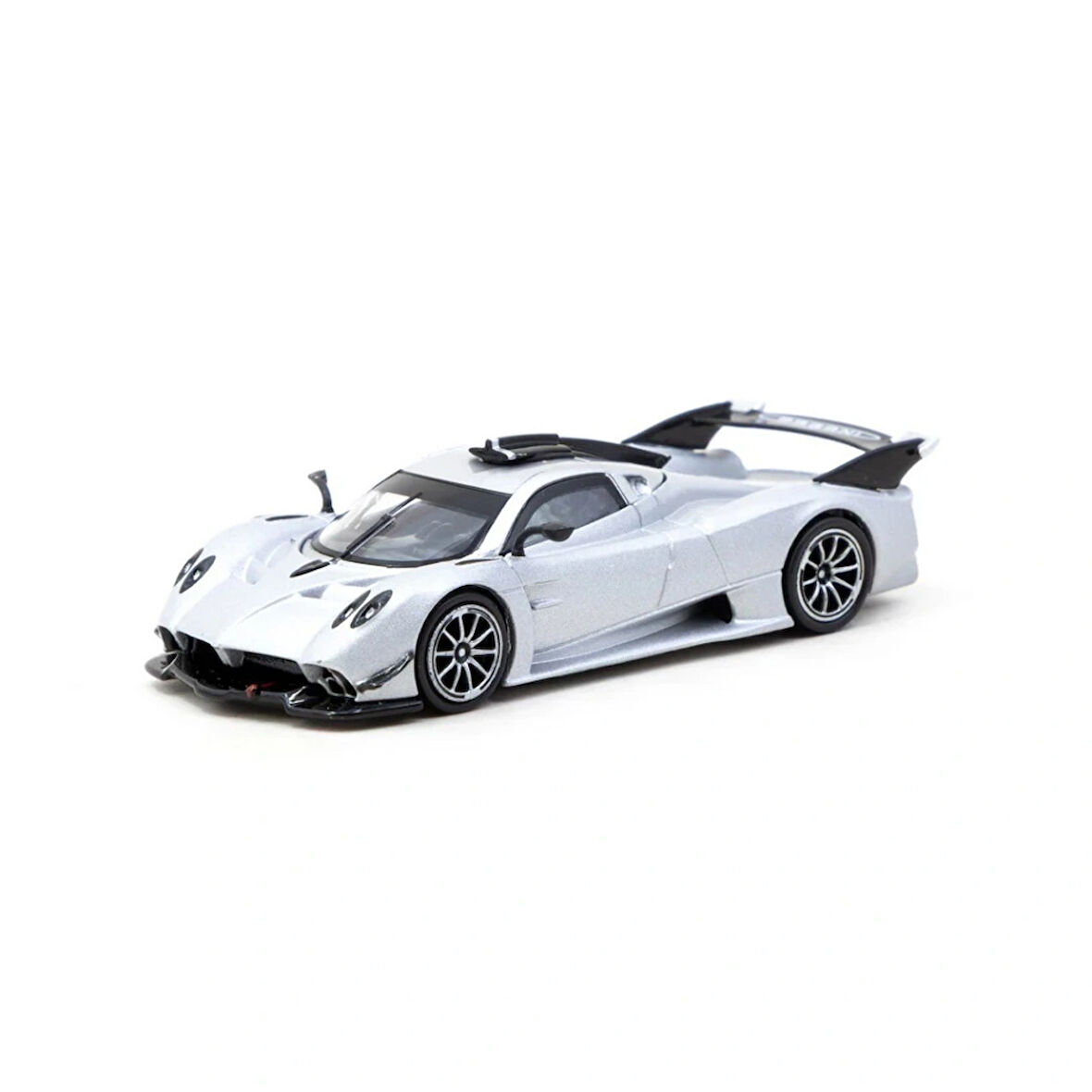 WorNessiWorld 1/64 Pagani Huayra R Satin Silver