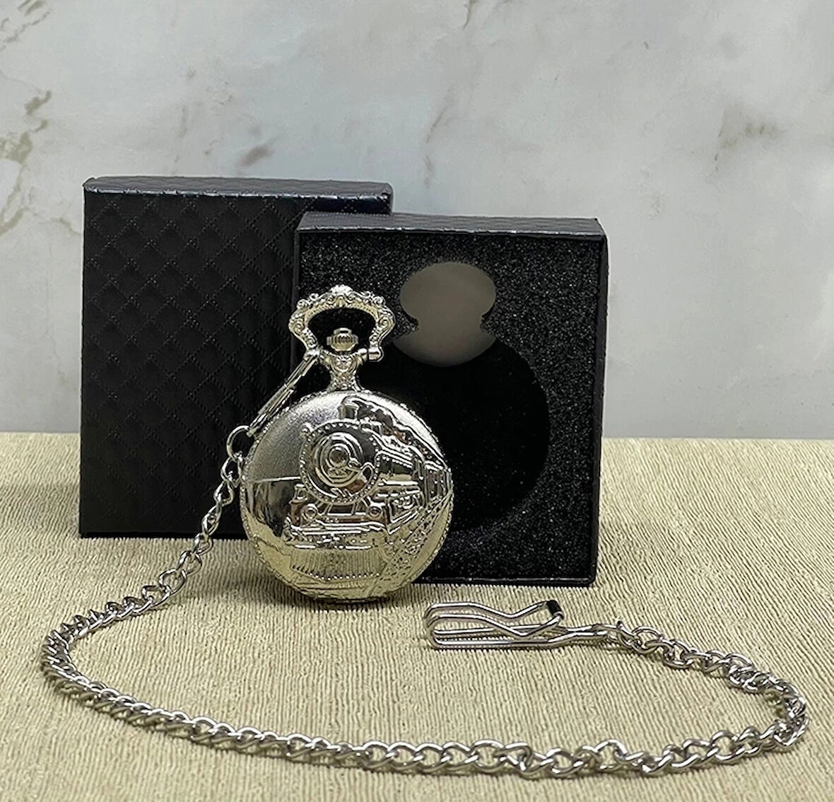 Özel Kutulu Tren Temalı Gümüş Köstekli Saat Alk4657