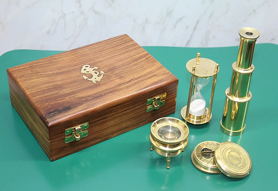 Ahşap Kutulu Dürbün, Kum Saati, Büyüteç, Pusula Seti