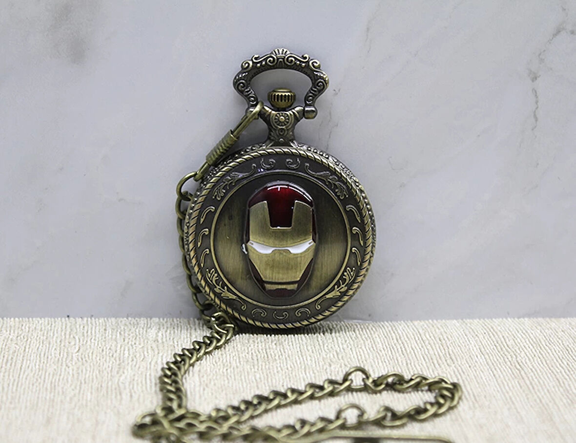 Iron Man Tasarımlı Köstekli Saat