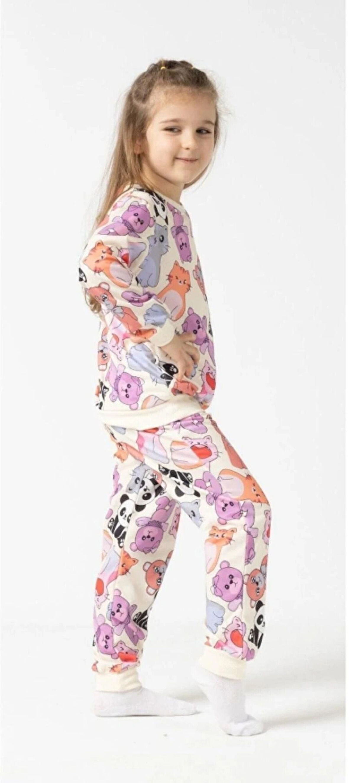 Kız çocuk baskılı mevsimlik alt üst takım