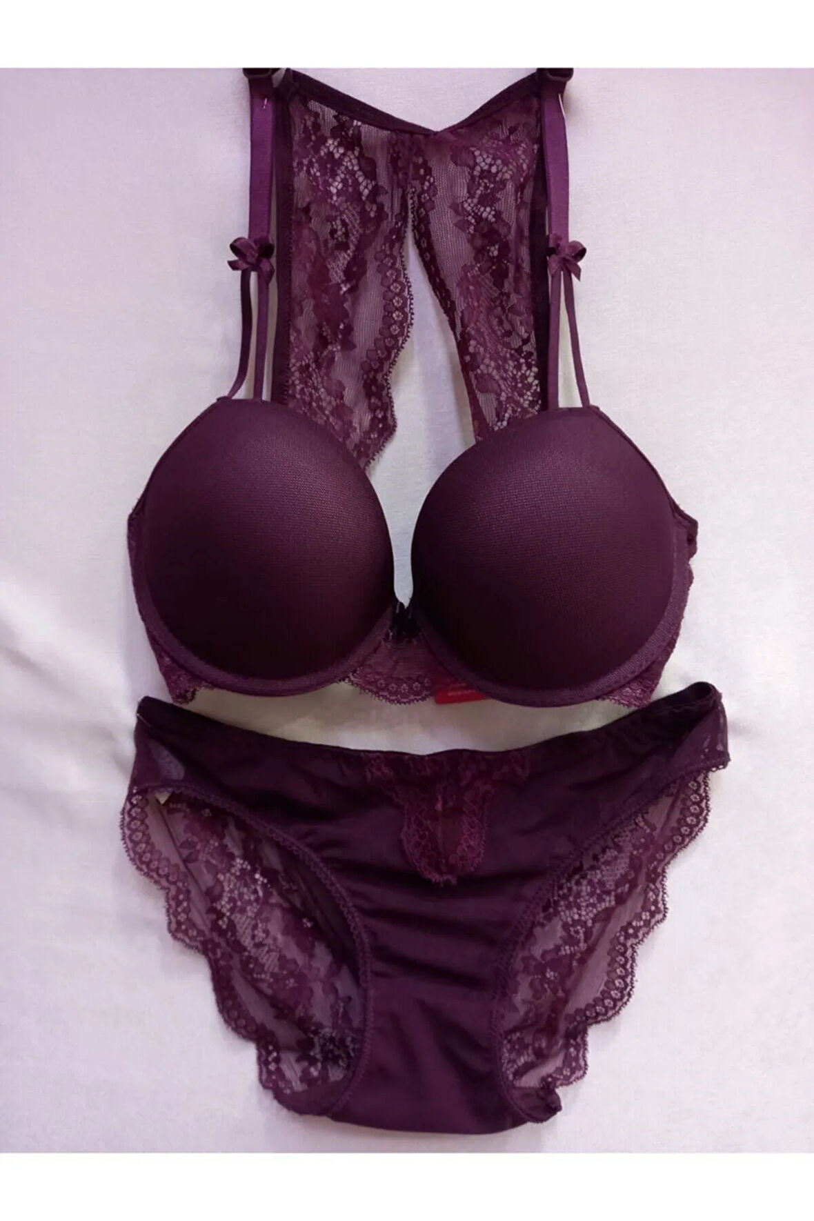 Destekli Arkası Dantel Sutyen